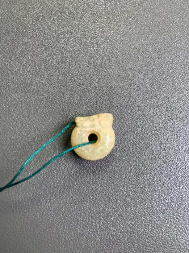 红山土沁玉猪龙配饰