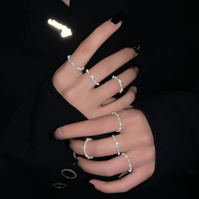 铜合金亚克力戒指波光粼粼戒指女韩版轻奢时尚意大利素圈链条指环