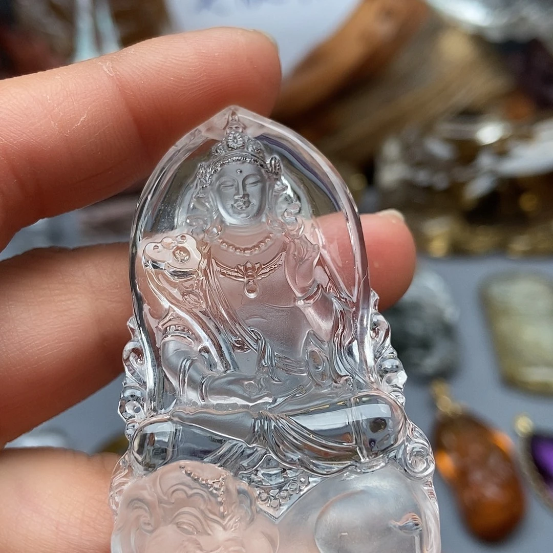 颈饰水晶未镶嵌吊坠