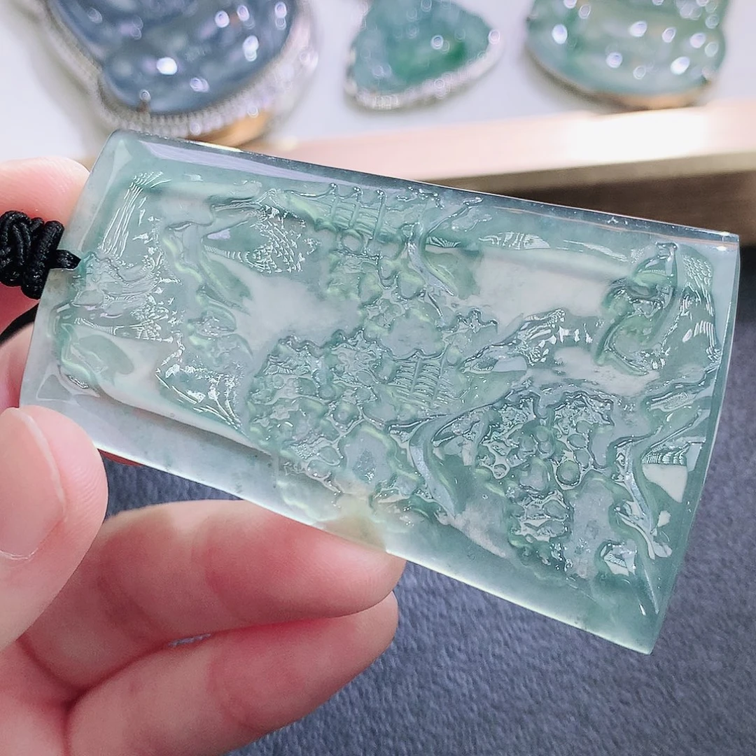 翡翠未镶嵌挂件翡翠