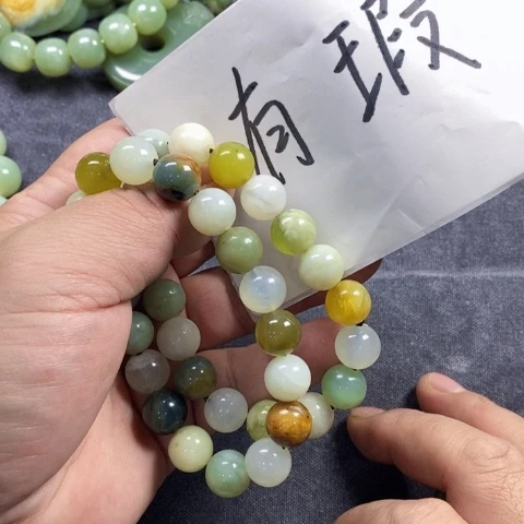 未镶嵌蛇纹石玉吊坠(不含链)