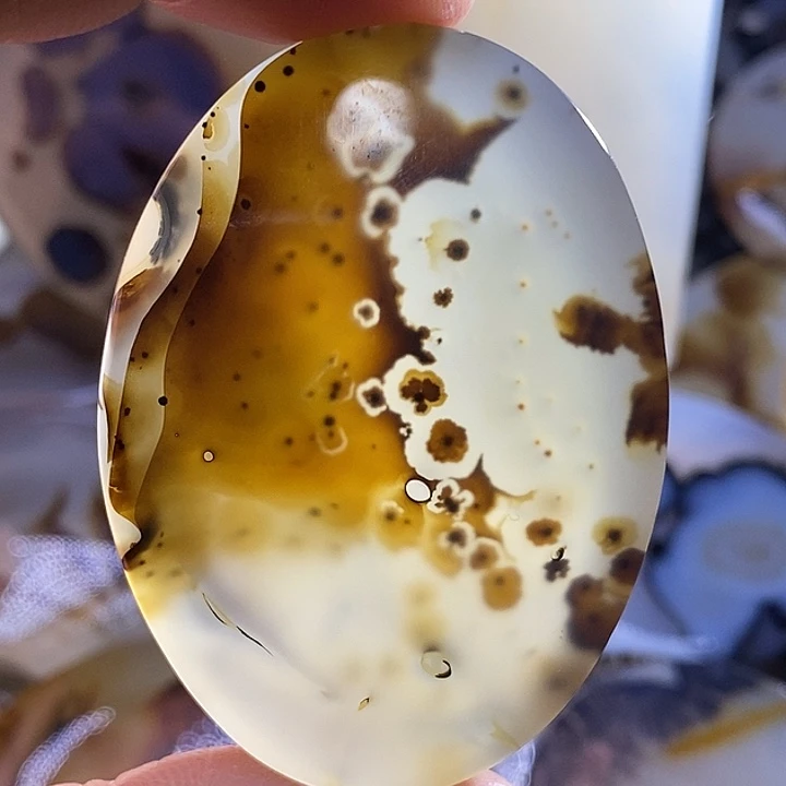 未镶嵌颈饰玛瑙/玉髓