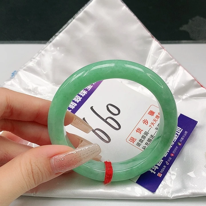 未镶嵌手镯翡翠翡翠手镯