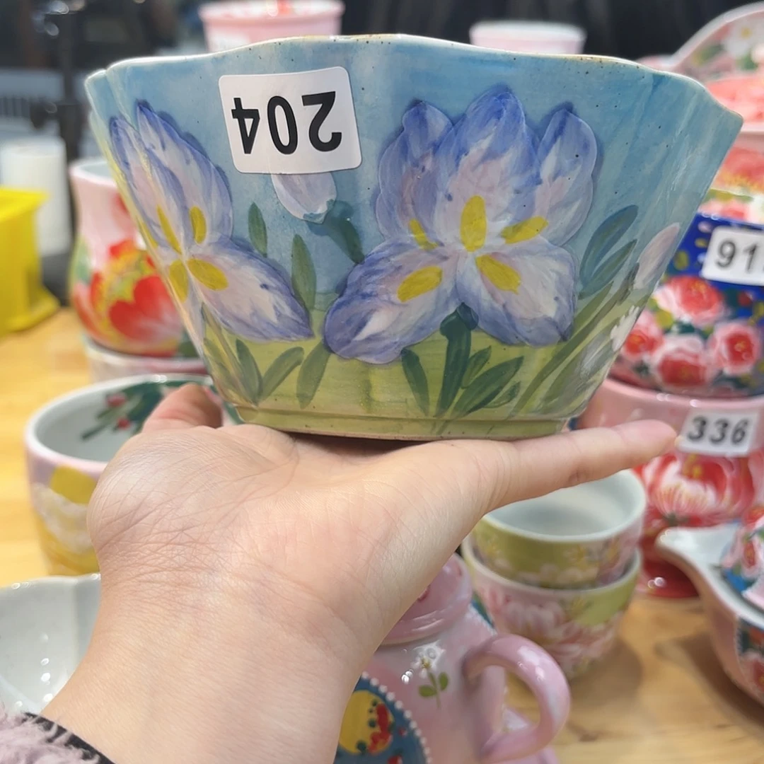 瓷片兔兔盖茨。兔兔好