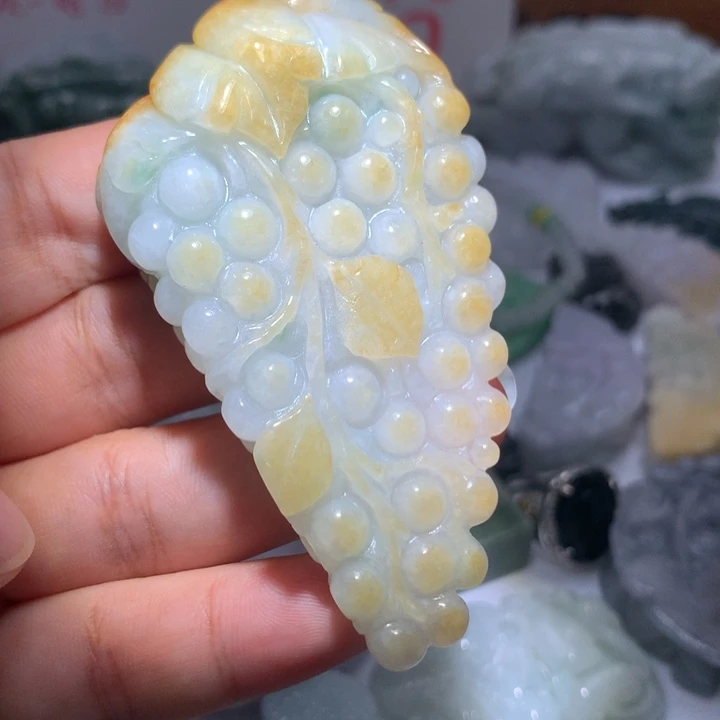 翡翠未镶嵌颈饰保真天然A货翡翠
