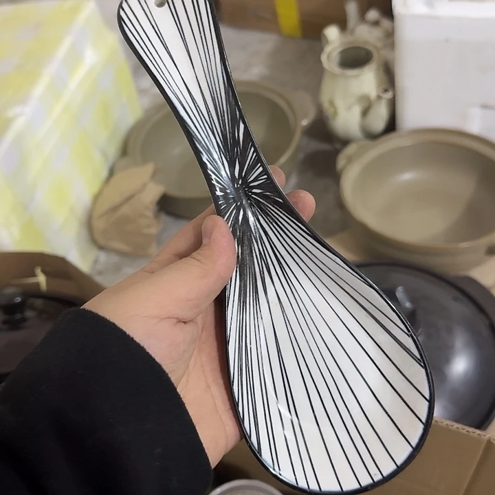 茶盏陶瓷盘子啥都有