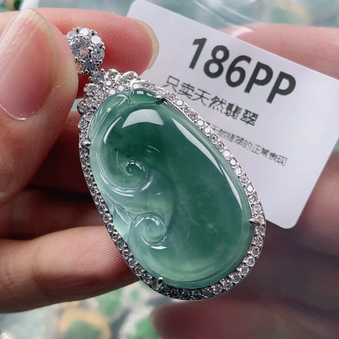 【闪购商品】颈饰未镶嵌翡翠