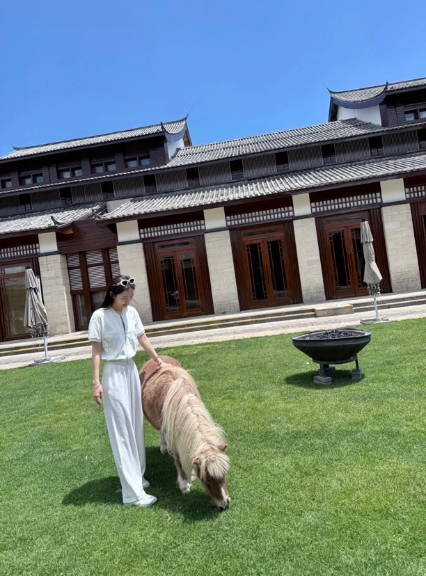 Tsuen荃壹“高光时刻”汉麻薄款夏季透气运动时尚套装