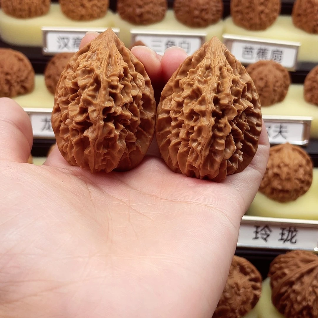 文玩核桃把件招财鼠39全品
