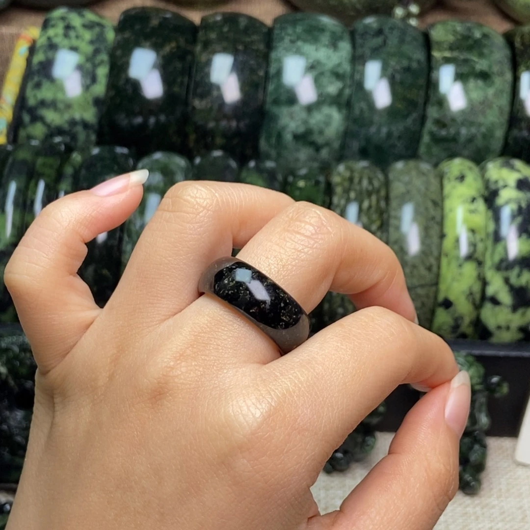 c***楼蛇纹石玉未镶嵌药王石戒指