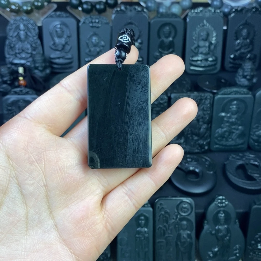 大***力颈饰未镶嵌和田玉