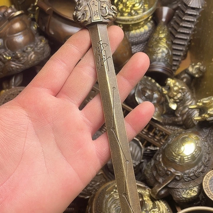 诚信经营铜器摆件