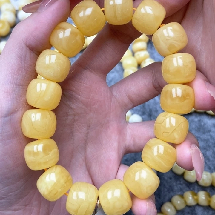 琥珀未镶嵌珠宝奇石14