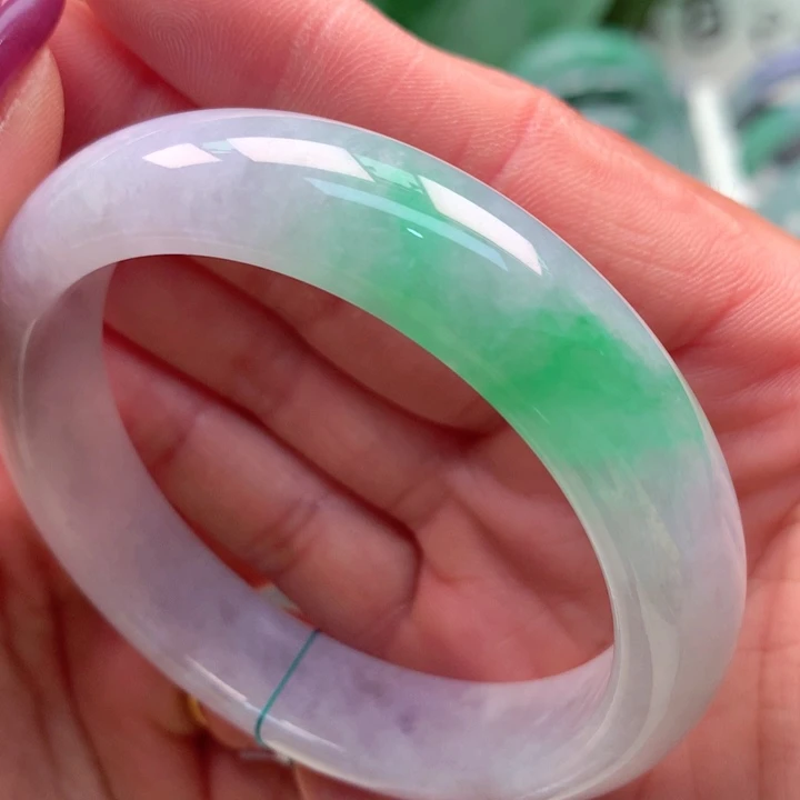 翡翠未镶嵌手镯天然翡翠手镯