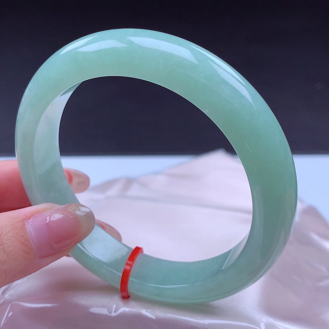 翡翠未镶嵌手镯002070 手镯