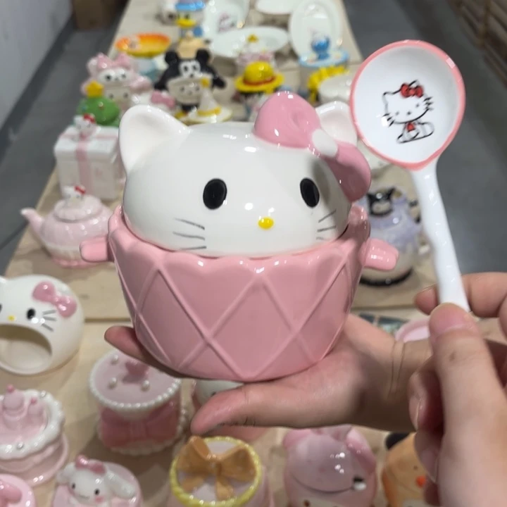 瓷片我在外面吃饭了哈哈哈哈