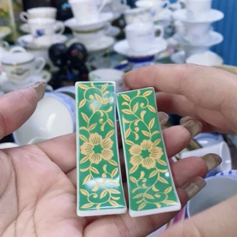 瓷片哈哈哈哈哈真的