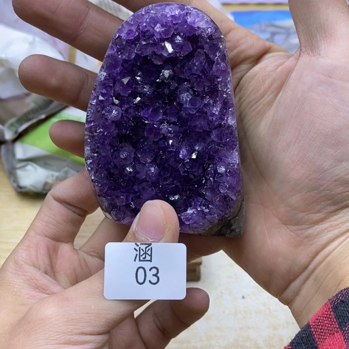 水晶大型摆件（非配饰）未镶嵌