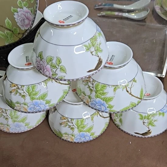 瓷片微瑕琴瑟和鸣4.5寸6个666