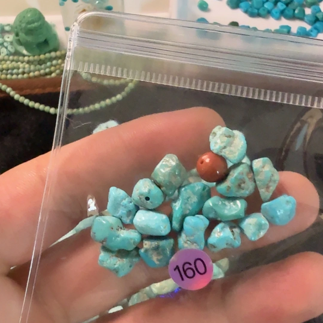 豆***~南红玛瑙未镶嵌珠宝奇石