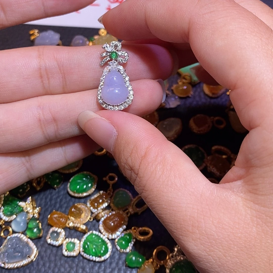 翡翠银S925镶嵌颈饰