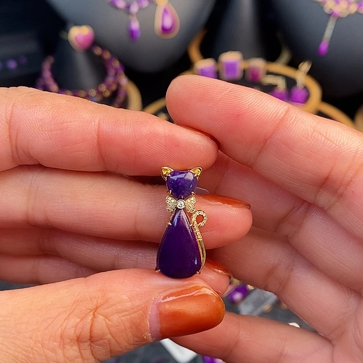 苏纪石（舒俱来）18K金镶嵌吊坠