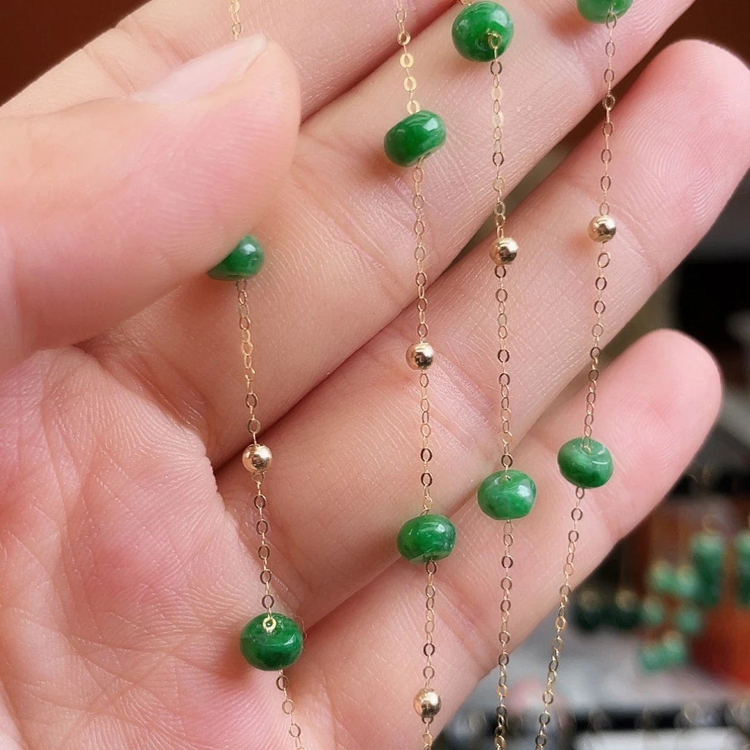 翡翠18K金镶嵌耳饰