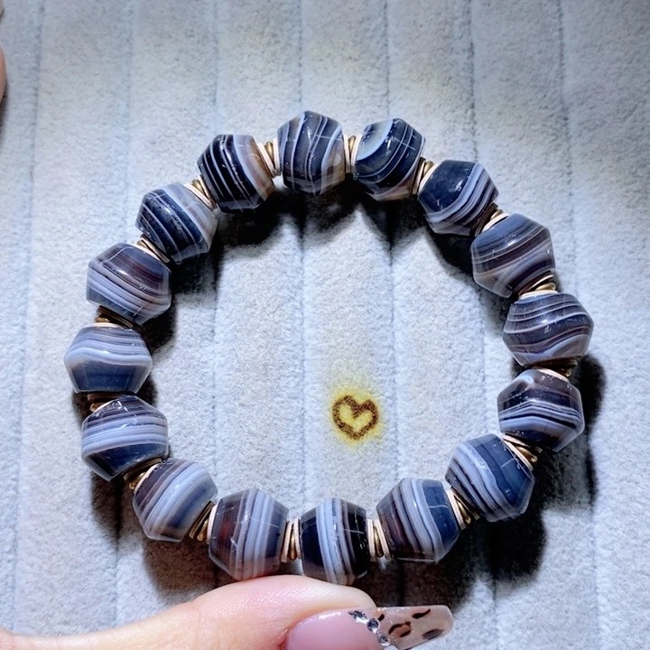 未镶嵌颈饰玛瑙/玉髓