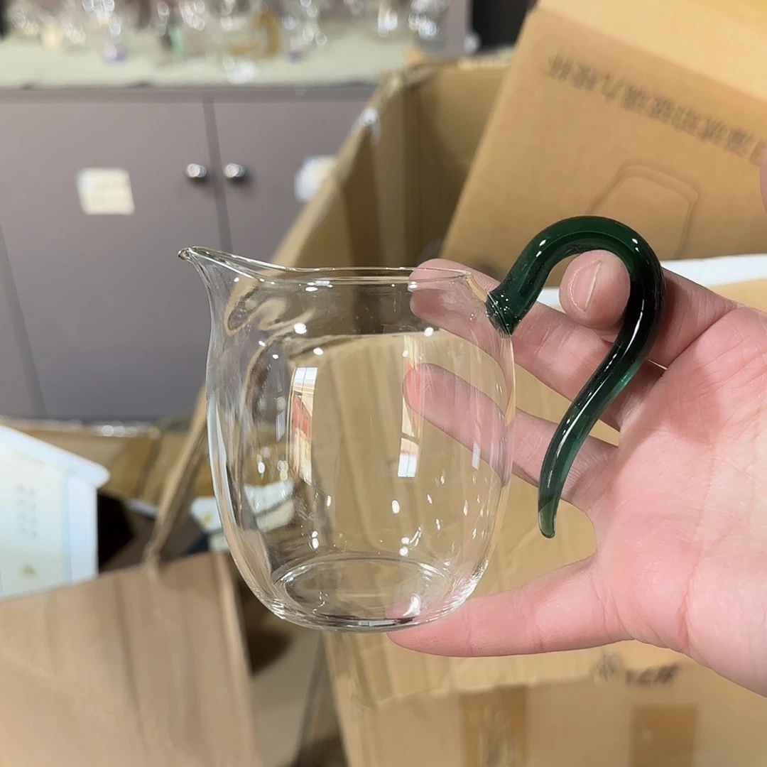 702高硼硅玻璃杯周边