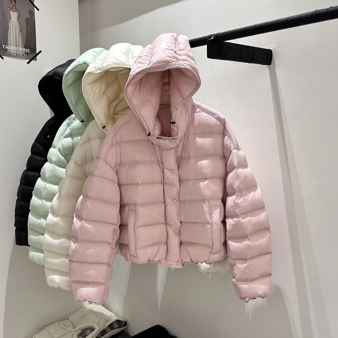 2025新款洋气连帽龟背排骨泡芙羽绒服女短款少女感加厚外套潮