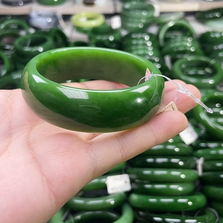 未镶嵌手镯和田玉（碧玉）萌*