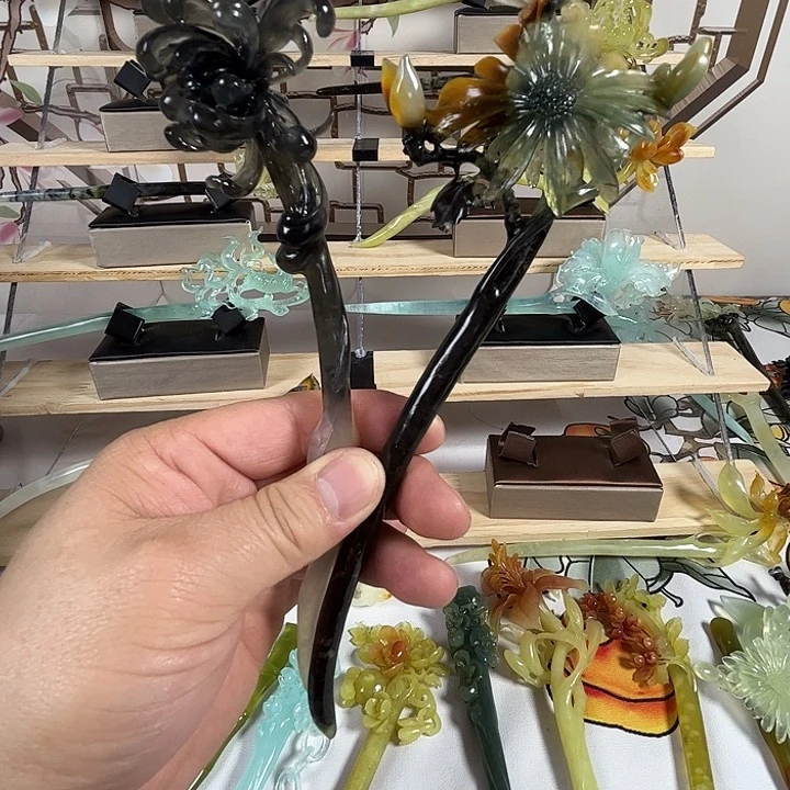 可***宝蛇纹石玉未镶嵌发簪