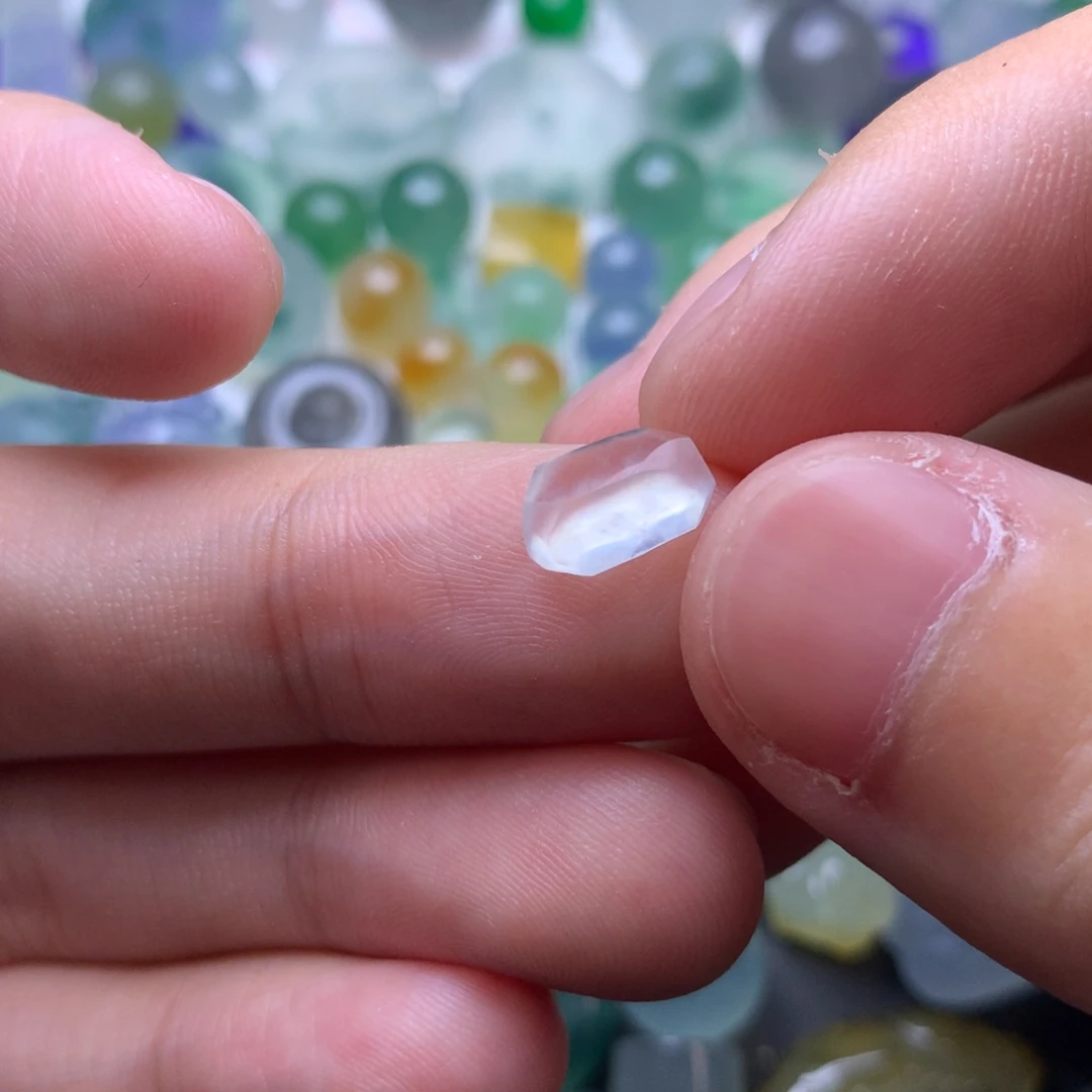 定制翡翠未镶嵌挂件