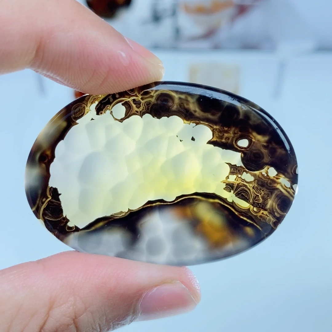 玛瑙/玉髓未镶嵌珠宝半成品