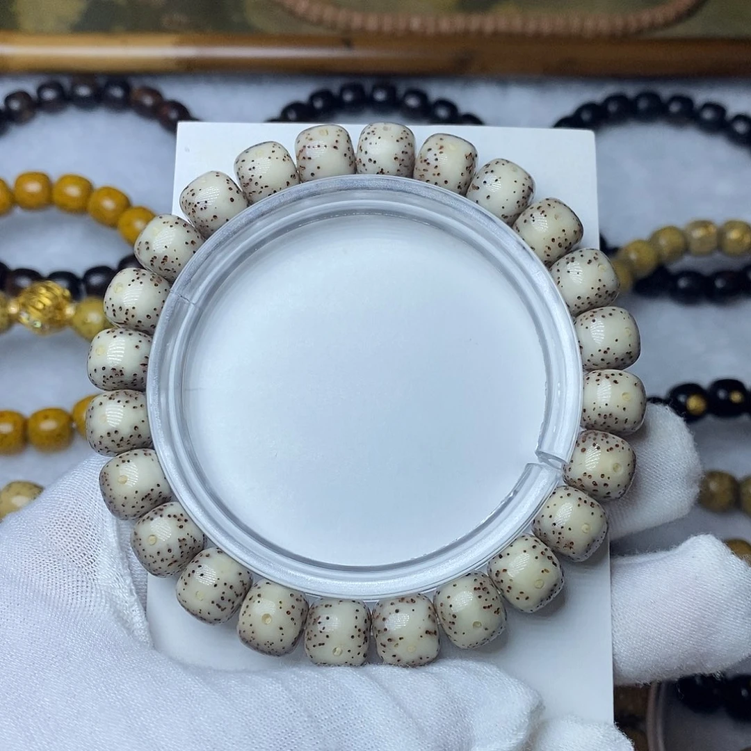 星月菩提手串9.5灰冰通体留白