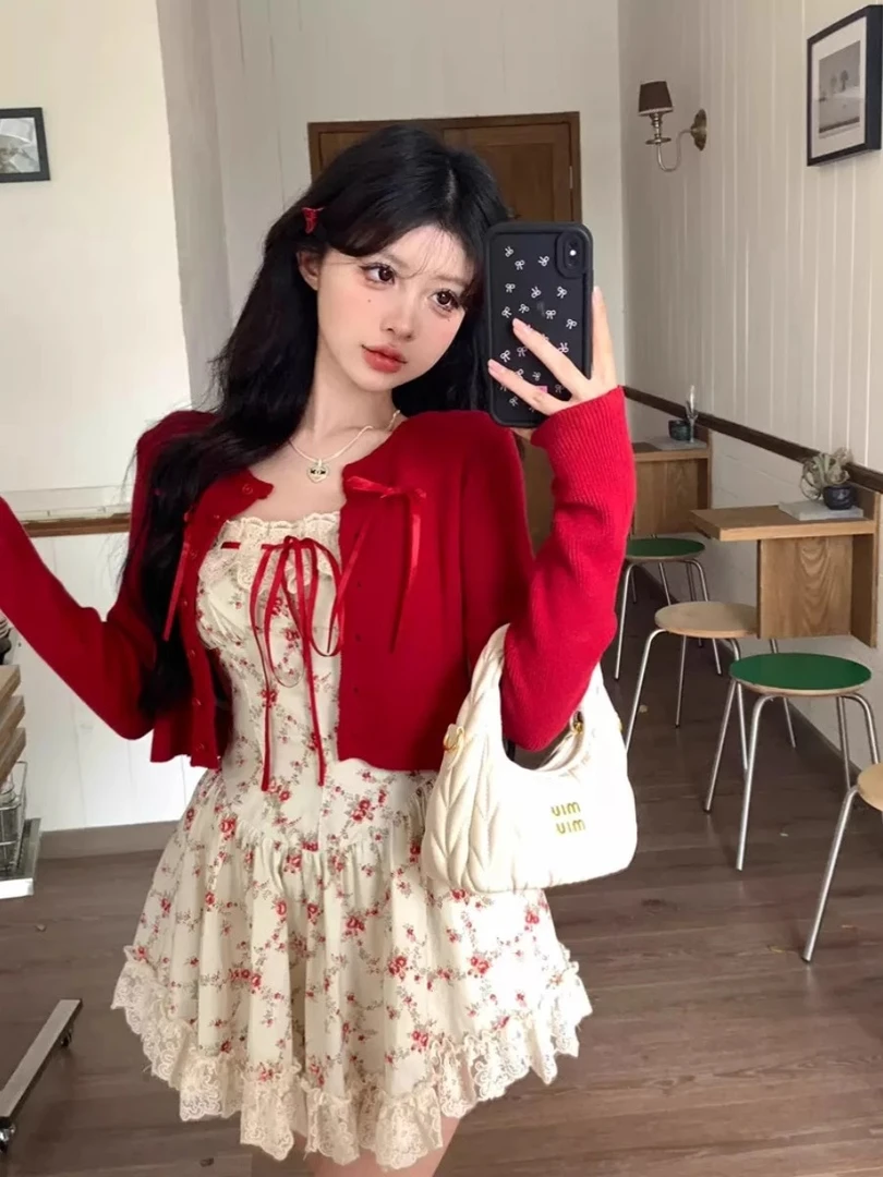 甜美碎花吊带连衣裙女装套装小个子蕾丝花边收腰显瘦裙子两件套