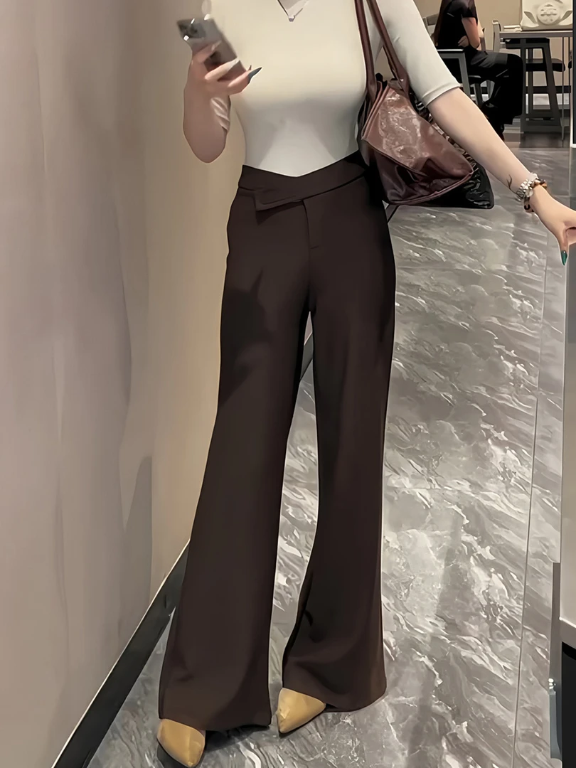 高级感咖色微喇西装裤女2025秋季流行新款高腰别致显瘦百搭休闲裤