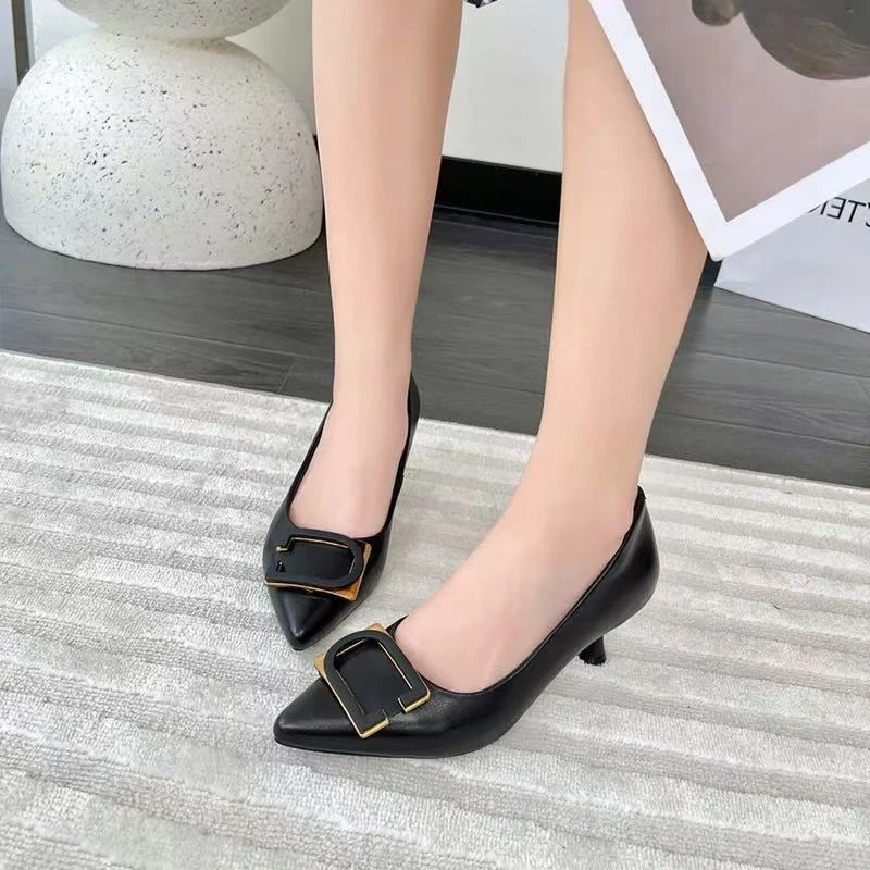 真皮尖头跟高小单鞋21-30