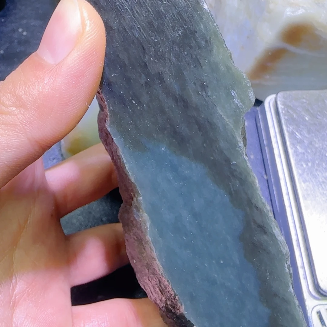 和田玉未镶嵌珠宝半成品