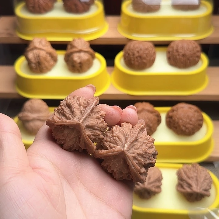 吊坠文玩核桃三棱