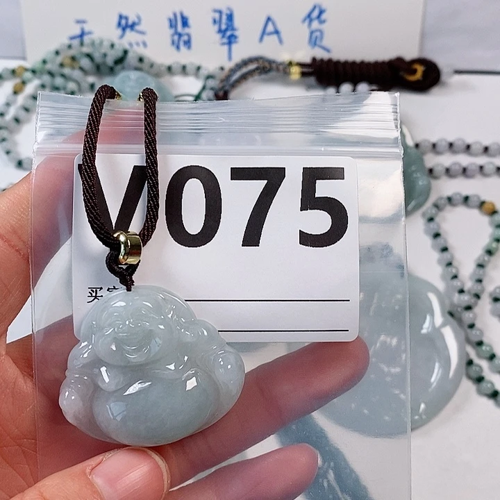 翡翠颈饰未镶嵌天然