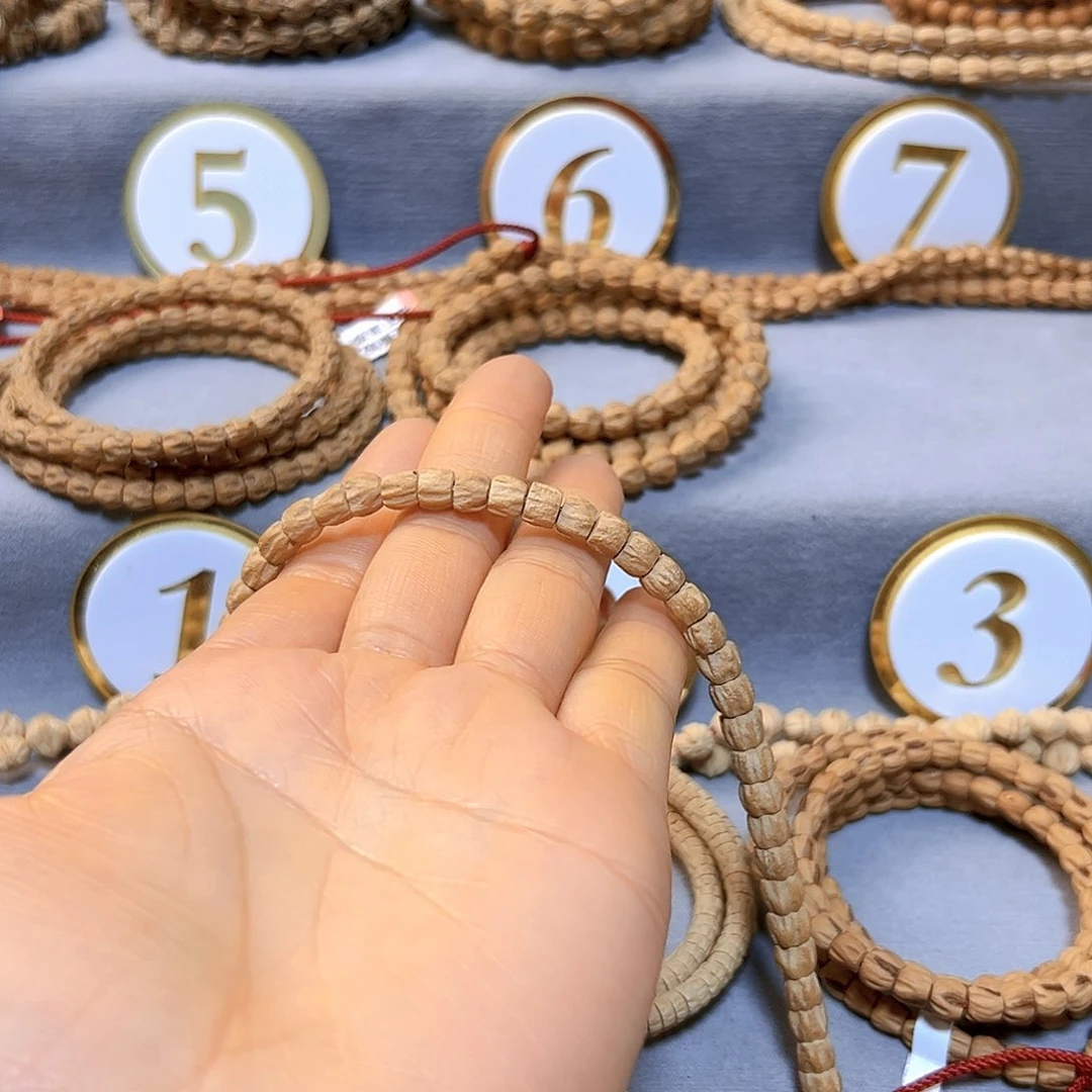 柏香籽/百香籽手串一****）