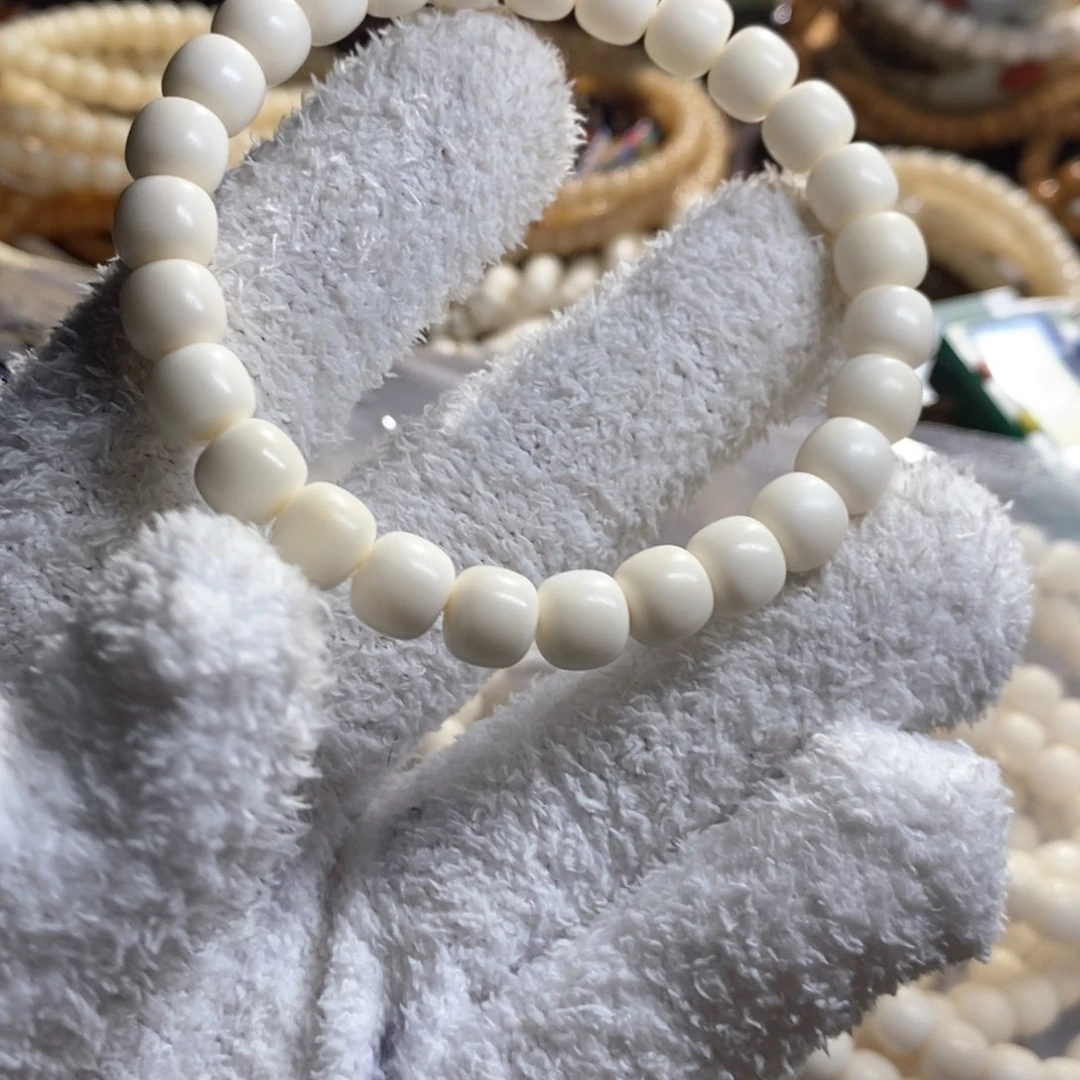 白玉菩提手串机*枪白玉菩提