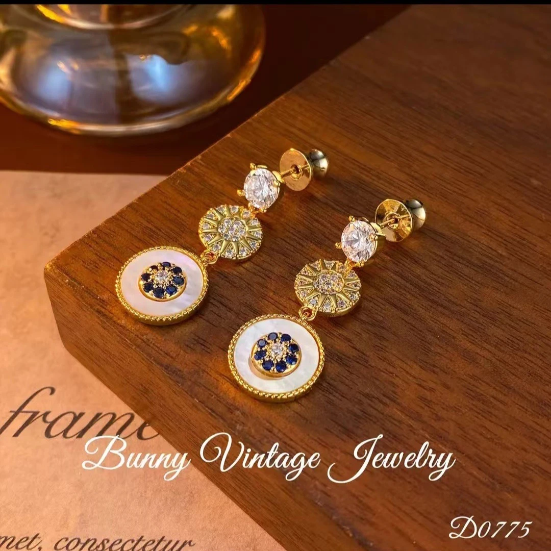 铜合金耳饰 高版本贝母锆石不掉色女夏季轻奢高级感小众耳钉时尚