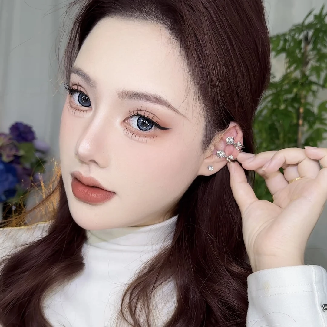 合金耳饰 小灯泡超闪锆耳骨夹无耳洞耳夹独特绝美高级感轻奢气质