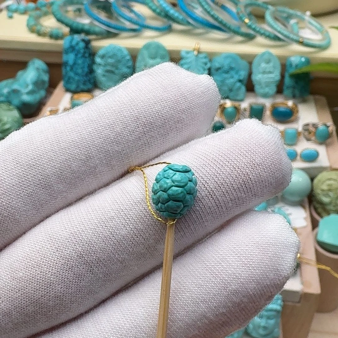 绿松石未镶嵌高瓷绿精雕富甲