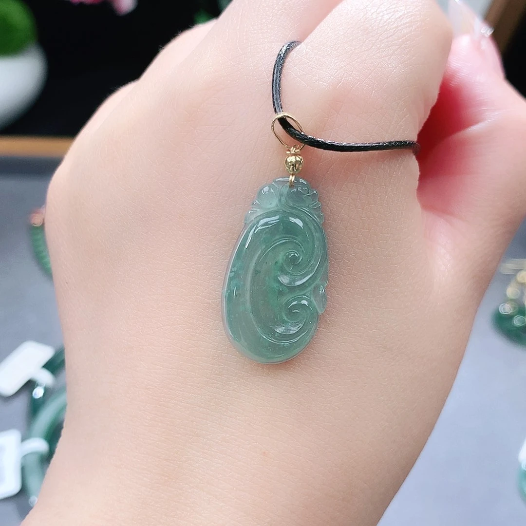 翡翠手镯（圆镯）未镶嵌