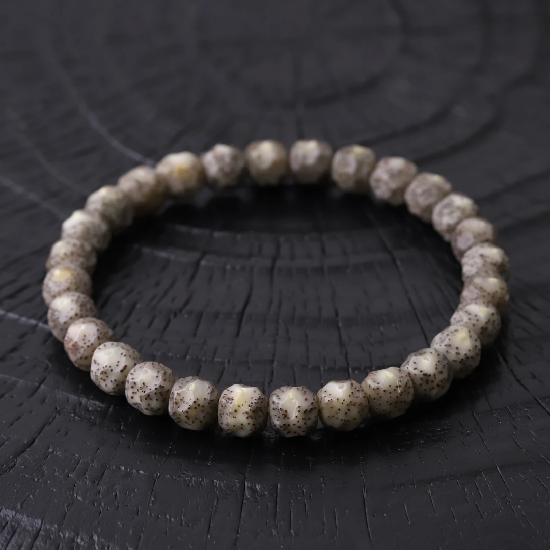 S8488 定制纯手工双留白骨瓷针尖星黑冰无相星月菩提单圈文玩手串