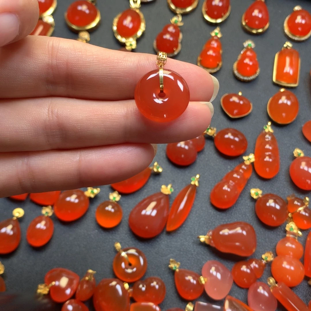 定制南红玛瑙未镶嵌溪**流