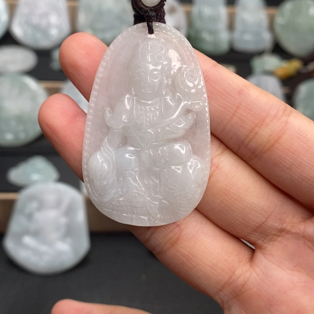 颈饰未镶嵌翡翠大势至